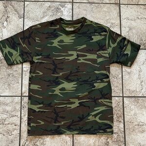 NWOT RedHead camo t-shirt